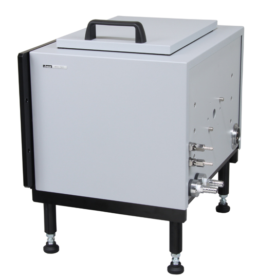 [CD]Magnetic CD and Cryostats